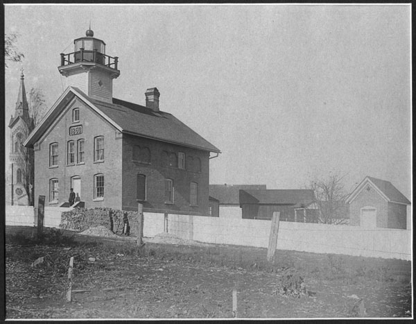 images/Oil_House/1 - 1914 archive photo.jpg